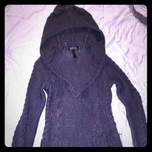 Buffalo hooded sweater